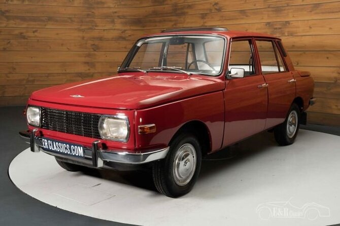 Wiki nuotr./Wartburg 353