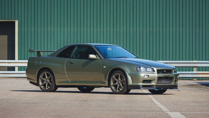 „Broad Arrow“ nuotr./Nissan Skyline GT-R V-Spec II Nür (2002 m.)