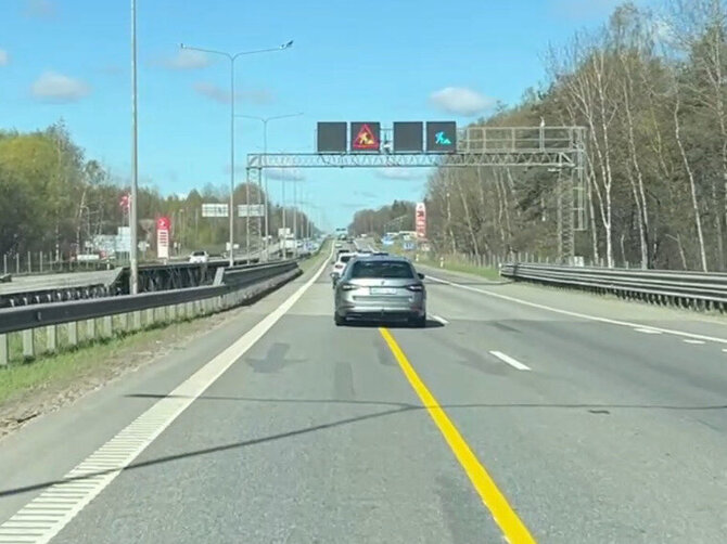 15min skaitytojo iliustr./Geltonos linijos automagistrlėje A1 teis Kaunu