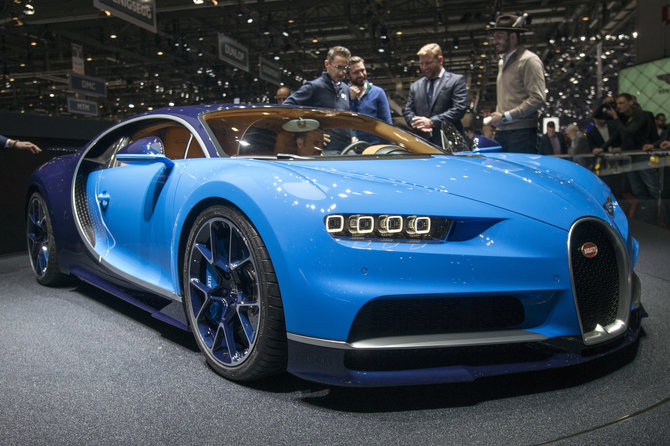 AFP/„Scanpix“ nuotr./„Bugatti Chiron“ Ženevoje