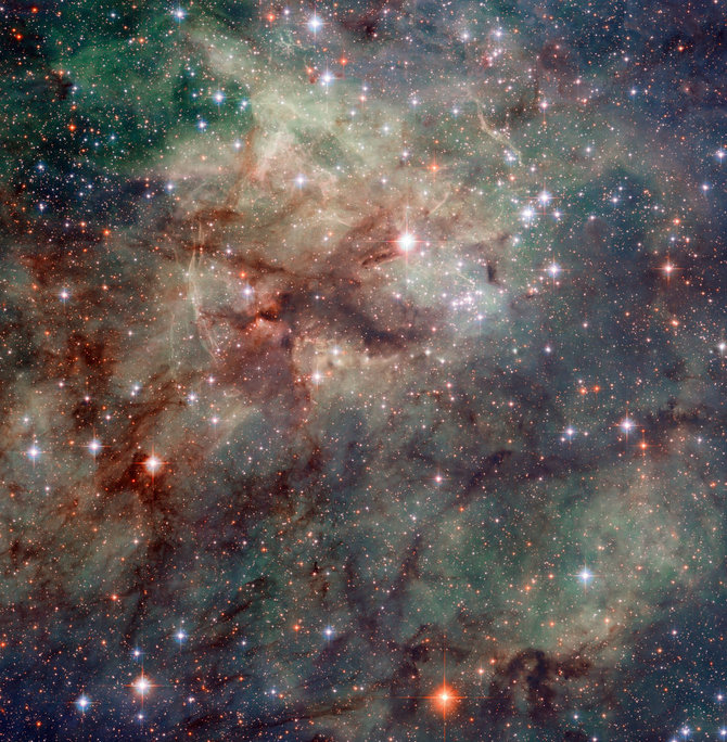 Wikimedia Commons iliustr./Hubble telekopas suteikia galimybę pasigrožėti Tarantulo ūko detalėmis