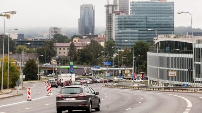 Vilniaus Savivaldybės/S.Žiūros nuotr./Nauja tvarka sankryžoje ties Šeškinės kalnu