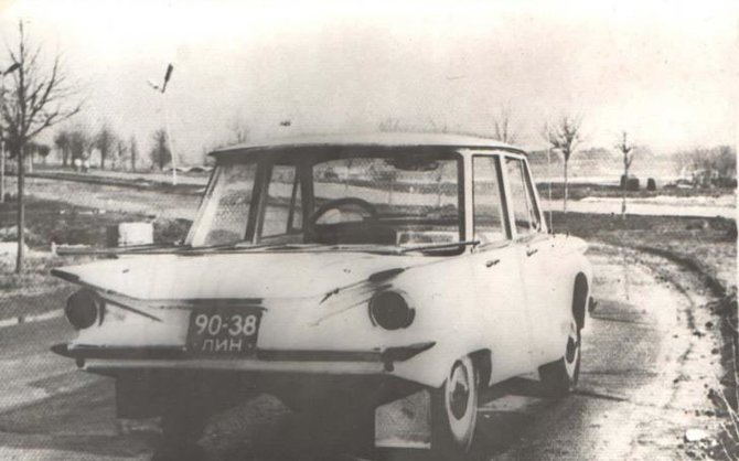 Retromobile iliustr./Automobilis „Svajonė“ Elektrėnuose 1970 m.