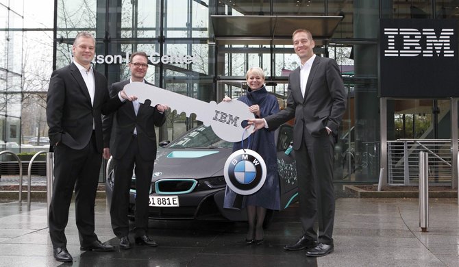 BMW ateities automobilius kurs pasitelkusi IBM „Watson“ dirbtinį intelektą