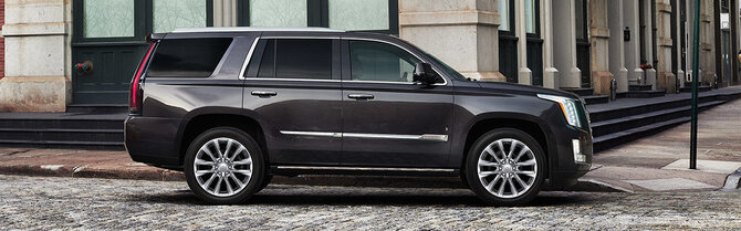 „Cadillac Escalade“