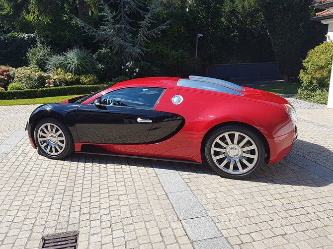 Autoplius.lt nuotr./Parduodamas „Bugatti Veyron“