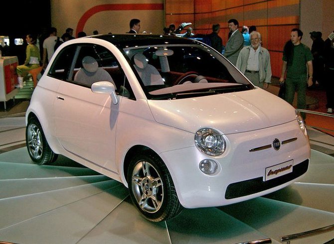 Fiat Trepiùno – mielas ir modernus Giolito kūrinys, vėliau tapęs Fiat 500 dizaino pagrindu. (Shkermaker, Wikimedia)
