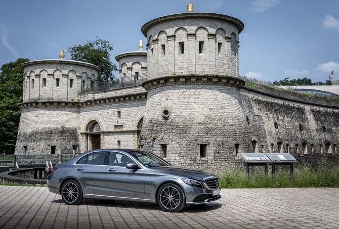 Mercedes nuotr./„Mercedes-Benz“ C klasės automobiliai