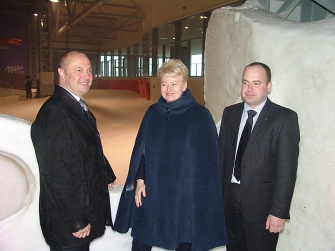 Druskininkų savivaldybės nuotr./Prezidentė Dalia Grybauskaitė gyrė Ričardą Malinauską (kairėje), bet nurodė jam, kad miesto šilumos ūkis – monopolizuotas.