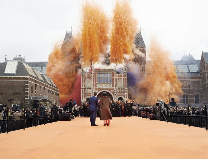 „Reuters“/„Scanpix“ nuotr./Iškilmingas renovuoto Valstybinio muziejaus atidarymas Amsterdame