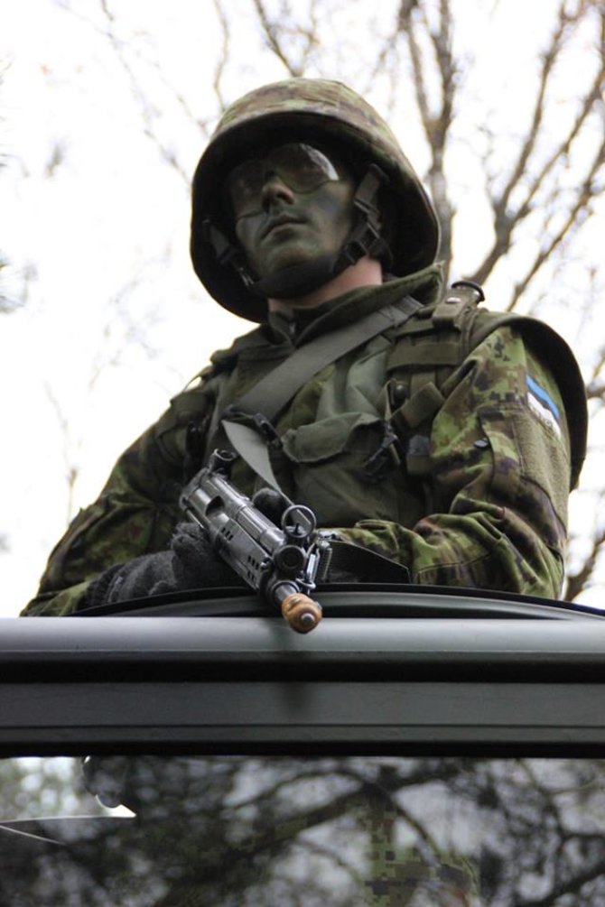 Ltn. Eero Salmann/Estijos kariuomenė nuotr./Estų kariai pratybose „Stiprus ulonas 2013”