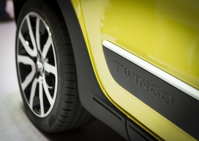 Irmanto Gelūno/15min.lt nuotr./Variklį gale turintis „Renault Twingo“