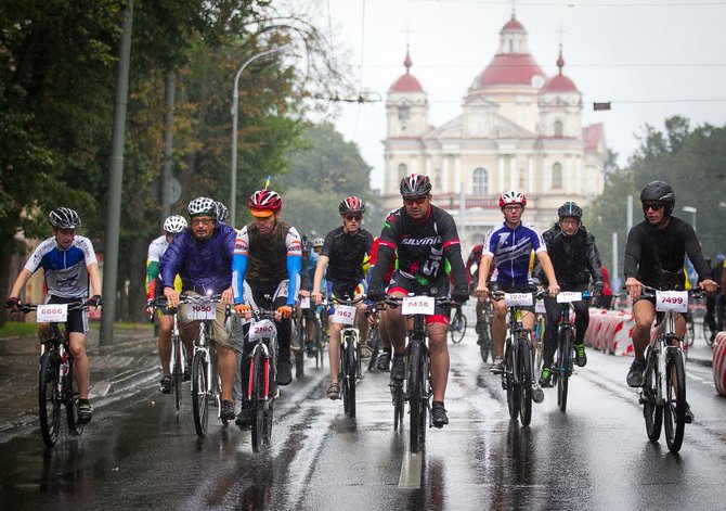 Irmanto Gelūno/15min.lt nuotr./„Velomaratono“ dalyviai