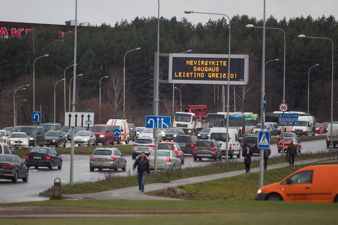 Irmanto Gelūno/15min.lt nuotr./Spūstys Vilniaus gatvėse