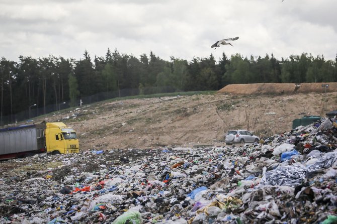 Irmanto Gelūno / 15min nuotr./Kazokiškių sąvartynas