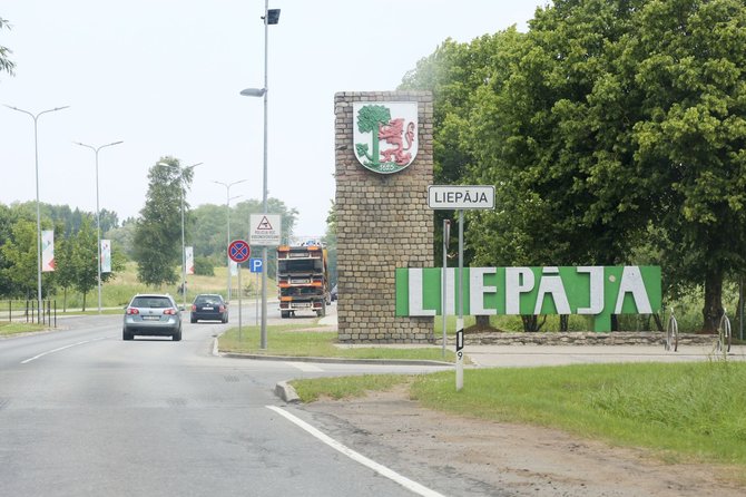 Irmanto Gelūno/15min.lt nuotr./Vos už 70 kilometrų nuo palangos poilsiautojų laukia Liepoja