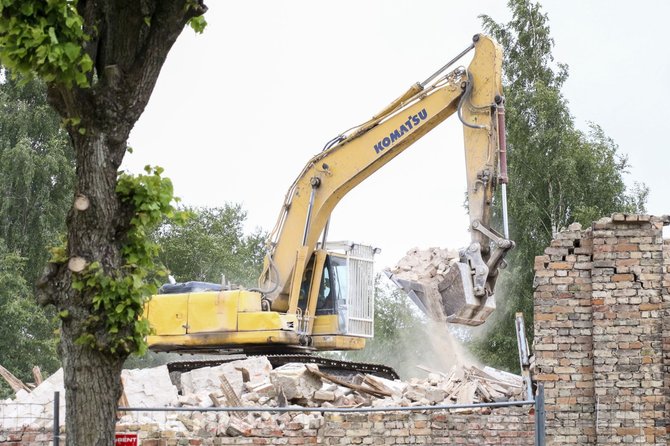 Irmanto Gelūno/15min.lt nuotr./Vos už 70 kilometrų nuo Palangos poilsiautojų laukia Liepoja