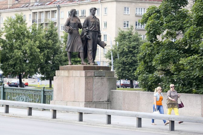 Irmanto Gelūno/15min.lt nuotr./Žaliojo tilto skulptūros