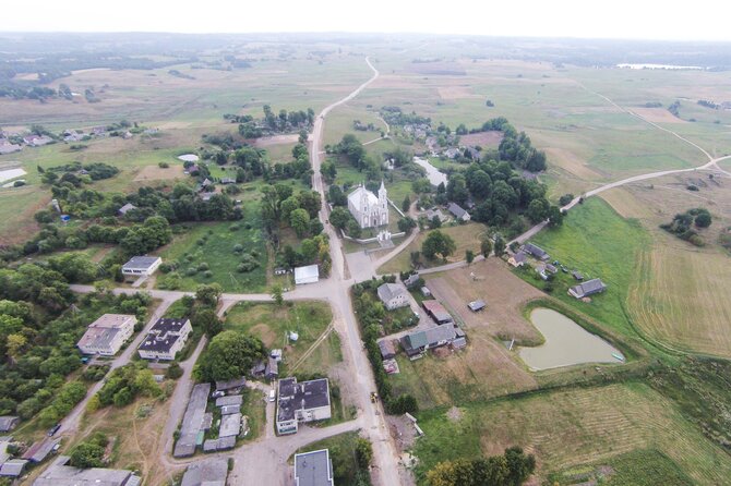 Irmanto Gelūno/15min.lt nuotr./Danguolė aprauda Vilijampolėje žuvusį sūnų ir svajoja susigrąžinti kitus du vaikus