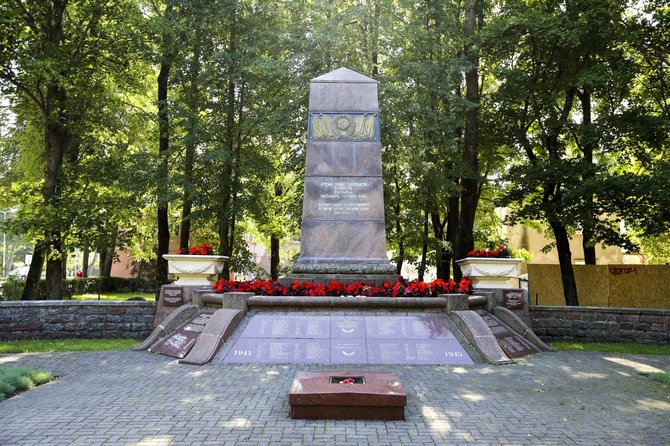 Irmanto Gelūno / 15min nuotr./Sovietinis paminklas Palangoje