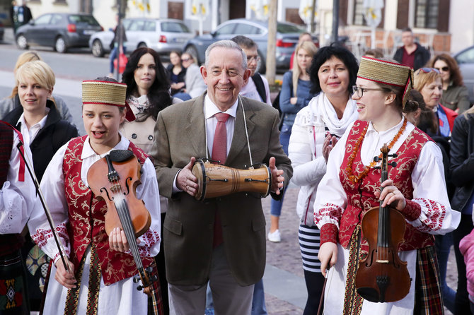 Irmanto Gelūno / 15min nuotr./Muzikinės eisenos akimirka