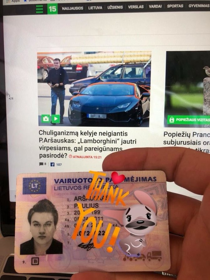 P.Aršausko nuotrauka iš „Facebook“/P.Aršausko vairuotojo pažymėjimas vėl jo rankose