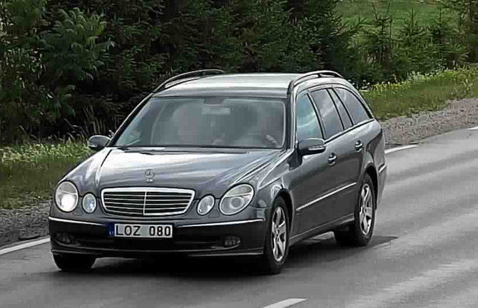 Alytaus VPK nuotr./Ieškomas ir dingusio asmens „Mercedes-Benz“