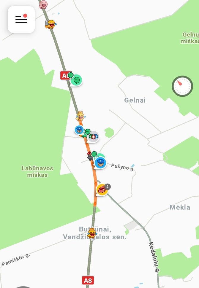 Atvaizdas iš „Waze“ programėlės/Spūstis įvykio vietoje