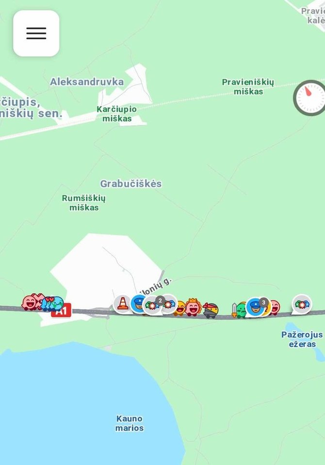 Atvaizdas iš „Waze“ programėlės/Įvykio vieta greitkelyje ties Kauno mariomis