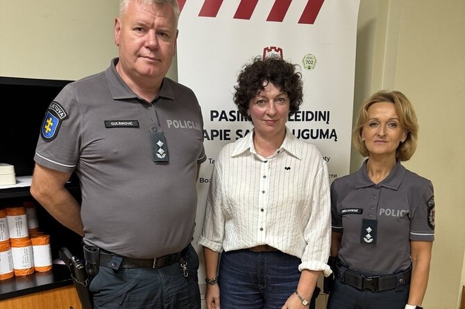 Vilniaus VPK nuotr./Seniūnės L.Rimkevičienės susitikimas su pareigūnais