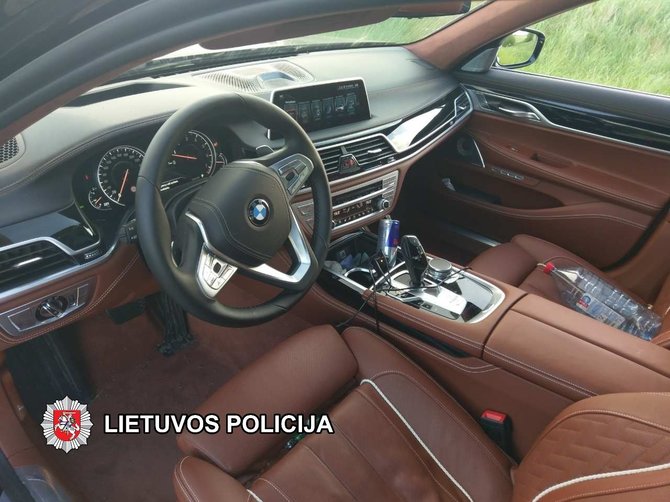 VSAT nuotr./Vogtas BMW automobilis