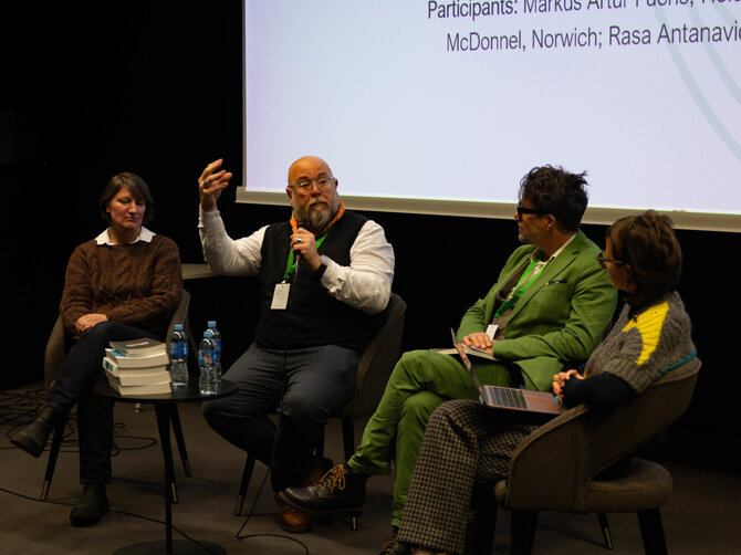 Lino Daugėlos nuotr./Tarptautinė konferencija festivalyje „Open books“