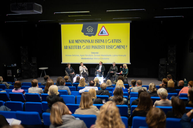 Šviesiau Tamsiau/ Domanto nuotr. /Festivalis „Open books“