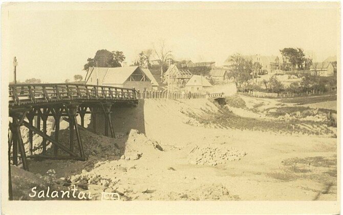 K. Lukšys, Salantų miestelio prieigos, XX a. 3 –4 deš., Nacionalinis dailės muziejus, CC BY-NC-ND