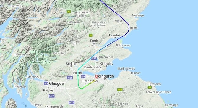 flightradar24.com nuotr./Priverstinis „Boeing 737 LY-FLT“ nusileidimas Edinburge.