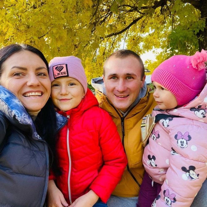„Instagram“ nuotr./Olegas Prudkijus su šeima