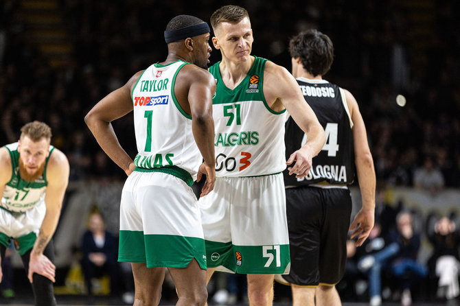 zalgiris.lt nuotr./Isaiah Tayloras ir Arnas Butkevičius