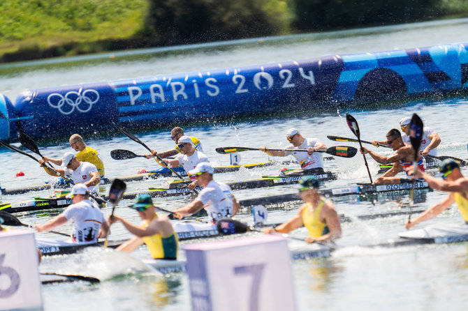 Kipro Štreimikio/LTOK nuotr./Baidarių keturvietė varžosi olimpiniame finale