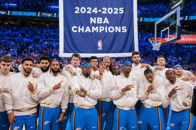 AFP/„Scanpix“ nuotr./„Oklahoma City Thunder“ krepšininkai apdovanoti NBA aukso žiedais