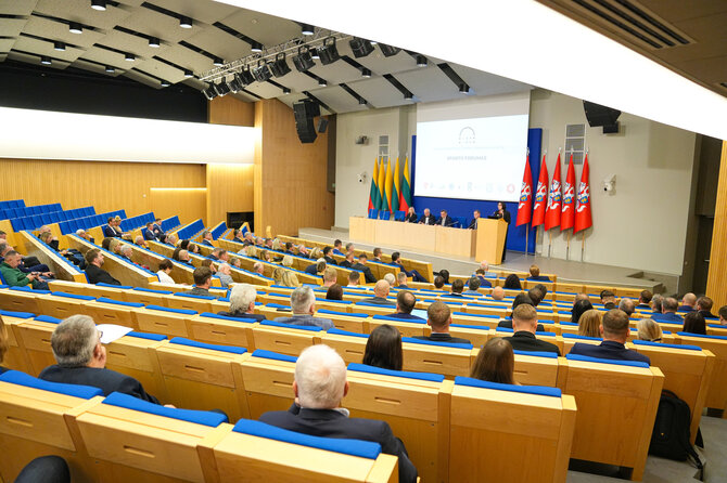 Erikos Tamulytės nuotr./Sporto forumas Seime