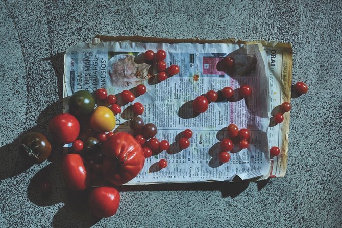 Roberto Daskevičiaus nuotr./Pomidorai restorane „Džiaugsmas“ 