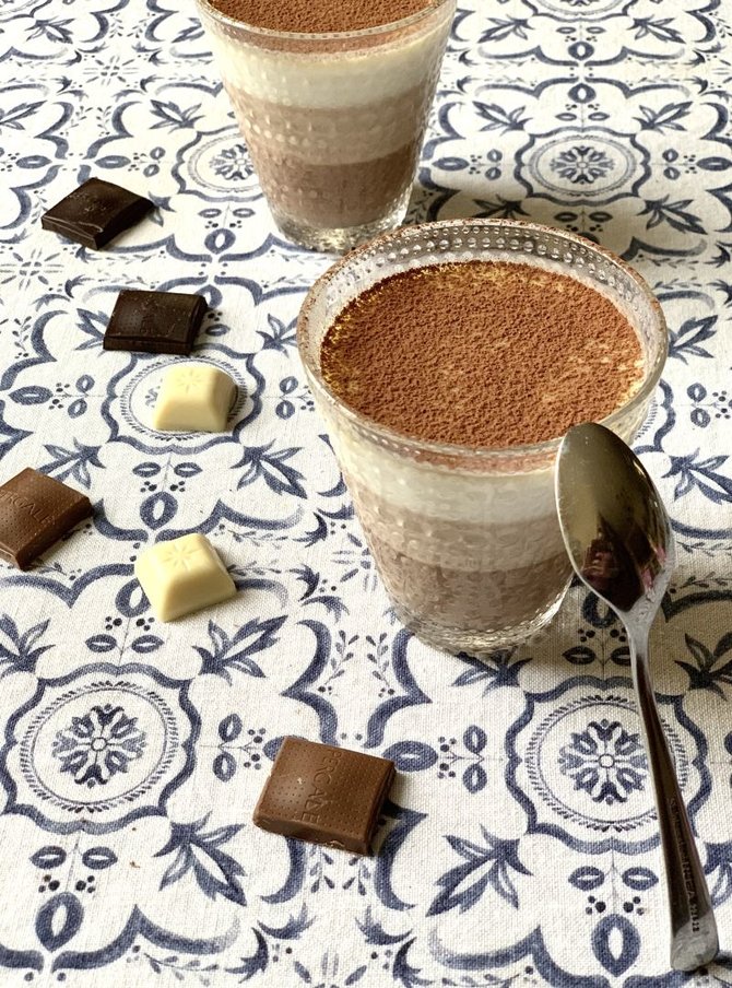 Autorės nuotr./Trijų šokoladų desertas su kokosų pienu