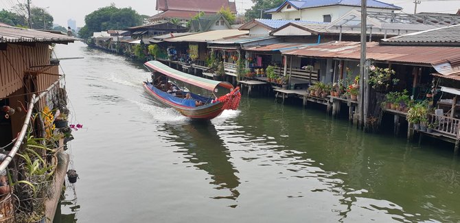 Autoriaus nuotr. /Bang Luang plaukiojančio turgaus likučiai