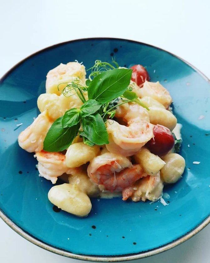 Tinklaraštininko nuotr. /Bulvių virtinukai „gnocchi“ su padažu ir krevetėm