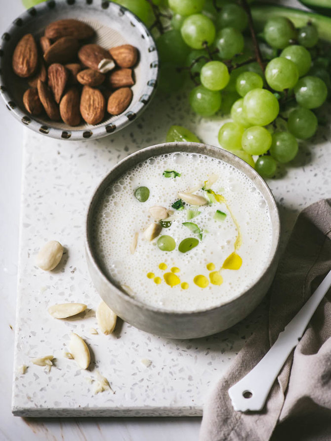 Nidos Degutienės nuotr./Šalta ispaniška migdolų sriuba „Ajo Blanco“