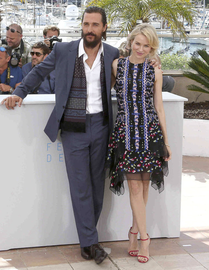 Vida Press nuotr./Aktoriai Matthew McConaughey ir Naomi Watts
