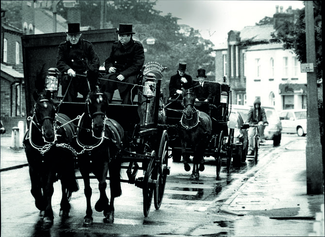 Vida Press nuotr./Viktorijos stiliaus laidotuvės Anglijoje