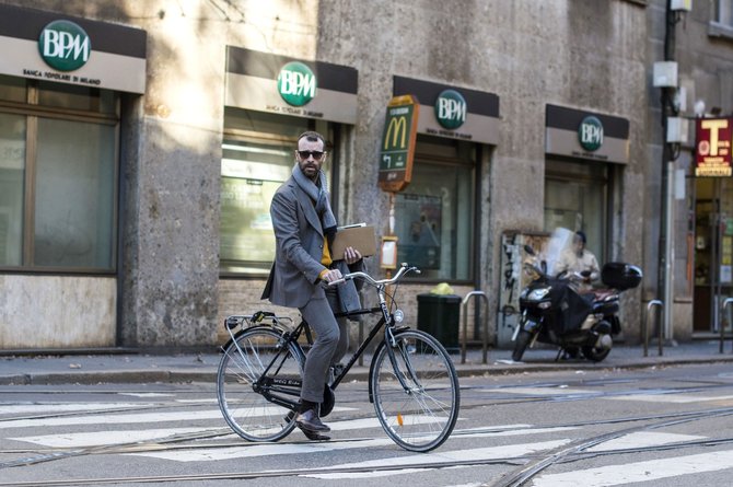 Vida Press nuotr./Milano vyrų mados savaitė: gatvės stilius