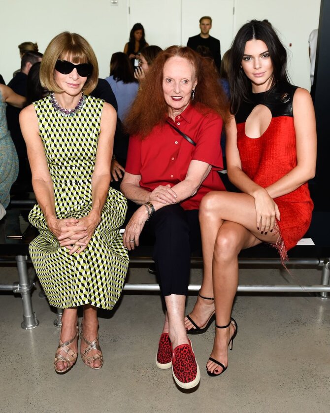 Vida Press nuotr./Anna, Wintour, Grace Coddington ir Kendall Jenner