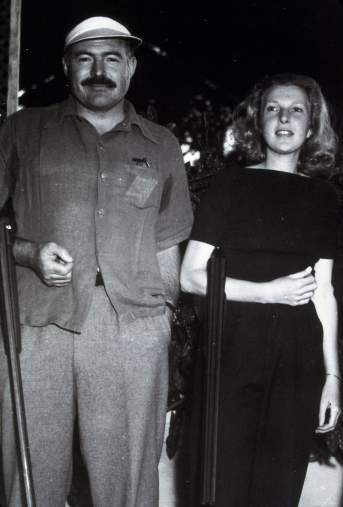 Vida Press nuotr./Ernestas Hemingway ir Martha Gellhorn 1942 m.